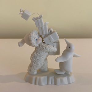 Department 56 Snowbabies “I Have Lots to Give” Figurine